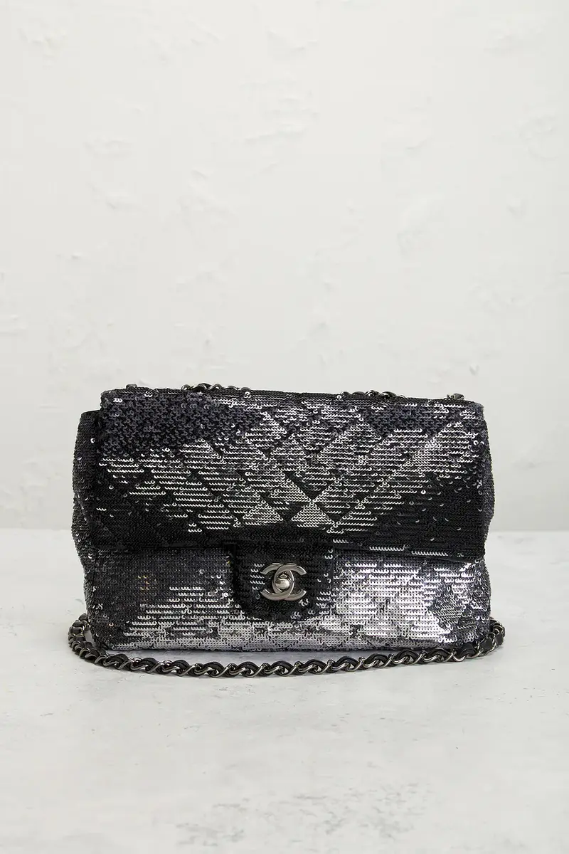 Chanel Chanel Sequin Flap Bag | Thumbnail 2 Chanel Chanel Sequin Flap Bag | Thumbnail 2