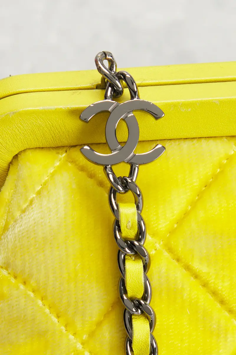Chanel Chanel Velvet Clutch | Thumbnail 8 Chanel Chanel Velvet Clutch | Thumbnail 8