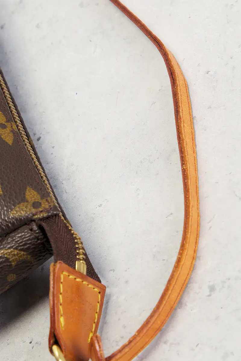 Louis Vuitton Louis Vuitton Monogram Pochette Accessoires Shoulder Bag | Thumbnail 8 Louis Vuitton Louis Vuitton Monogram Pochette Accessoires Shoulder Bag | Thumbnail 8