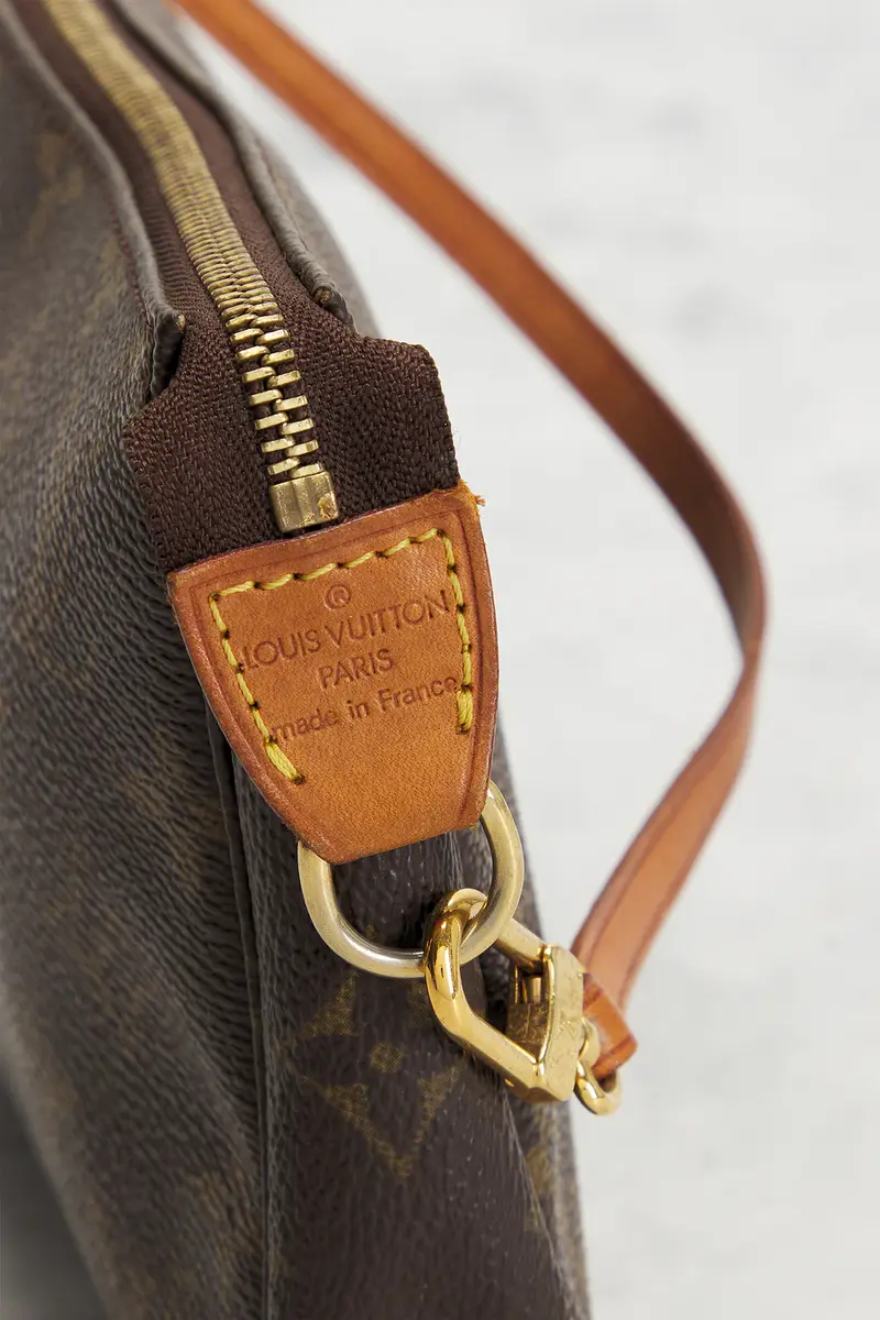 Louis Vuitton Louis Vuitton Monogram Pochette Accessoires Shoulder Bag | Thumbnail 6
