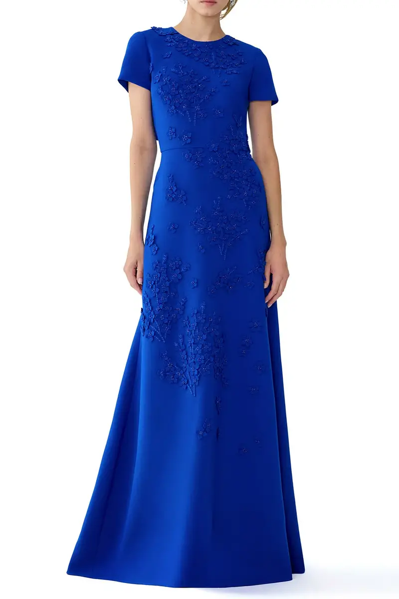 Carolina Herrera Embroidered Floral Short Sleeve Gown | Thumbnail 2
