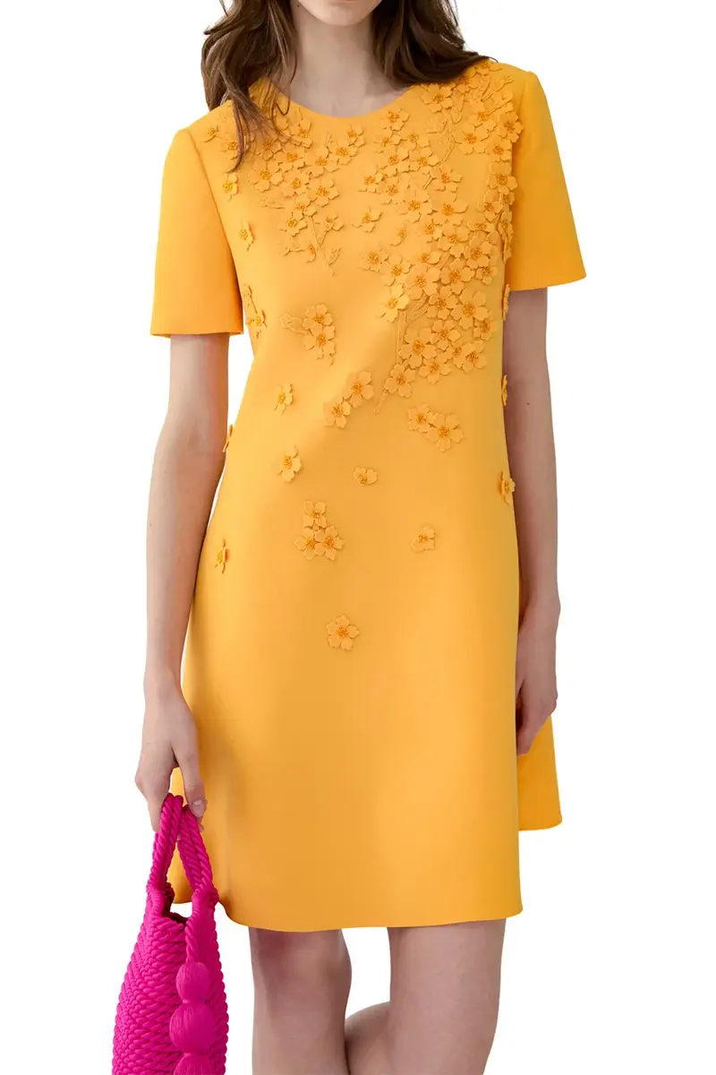 Carolina Herrera Embroidered Floral Short Sleeve Shift Dress | Thumbnail 3 Carolina Herrera Embroidered Floral Short Sleeve Shift Dress | Thumbnail 3