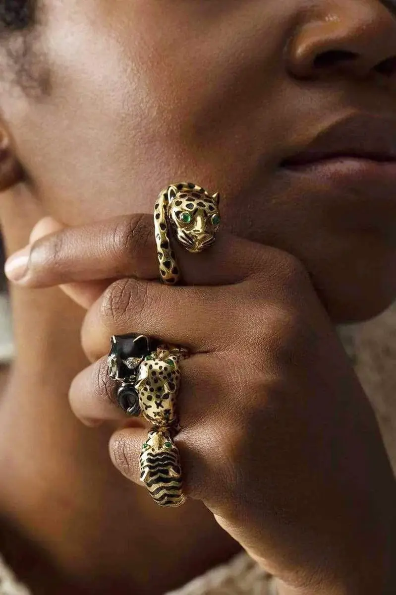 DAVID WEBB Diamond Black Cat Enamel Ring | Thumbnail 4