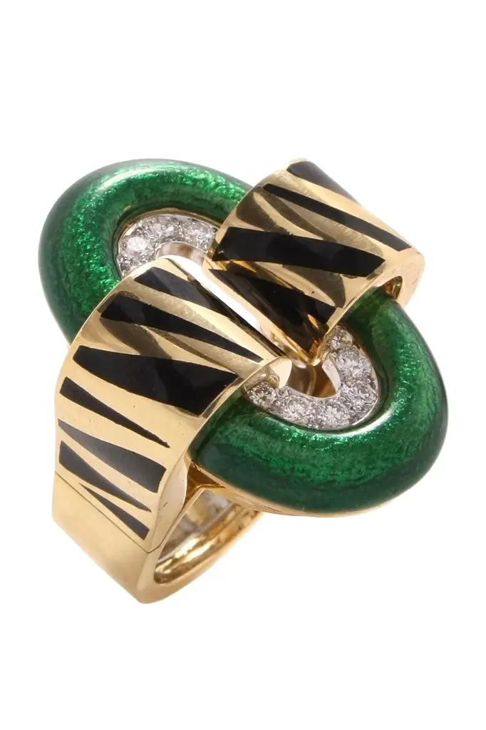 Diamond Tiger Stripe Oval Buckle Ring Diamond Tiger Stripe Oval Buckle Ring