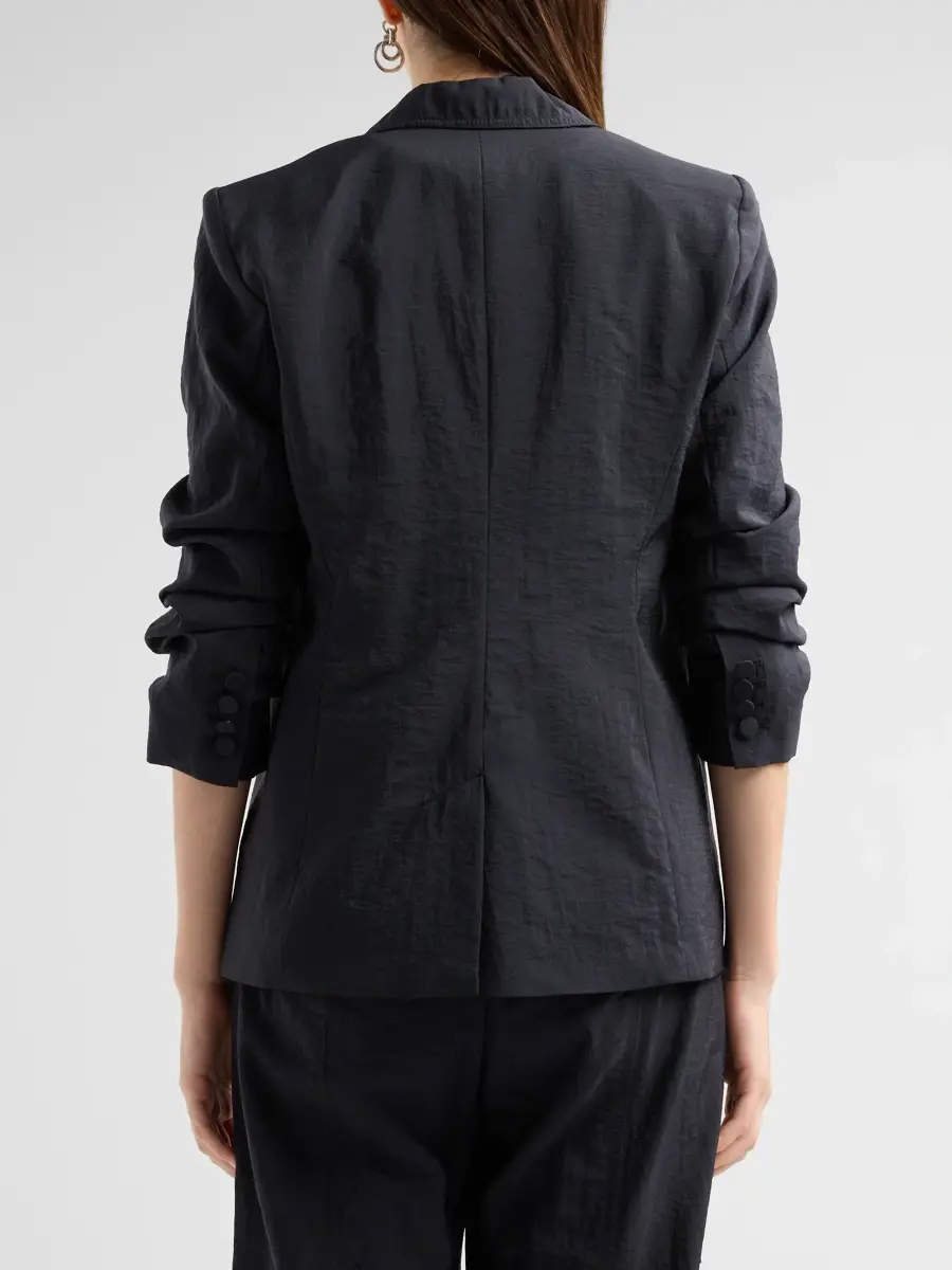 Cinq à Sept Women's Khloe Crinkled Blazer | Thumbnail 3 Cinq à Sept Women's Khloe Crinkled Blazer | Thumbnail 3