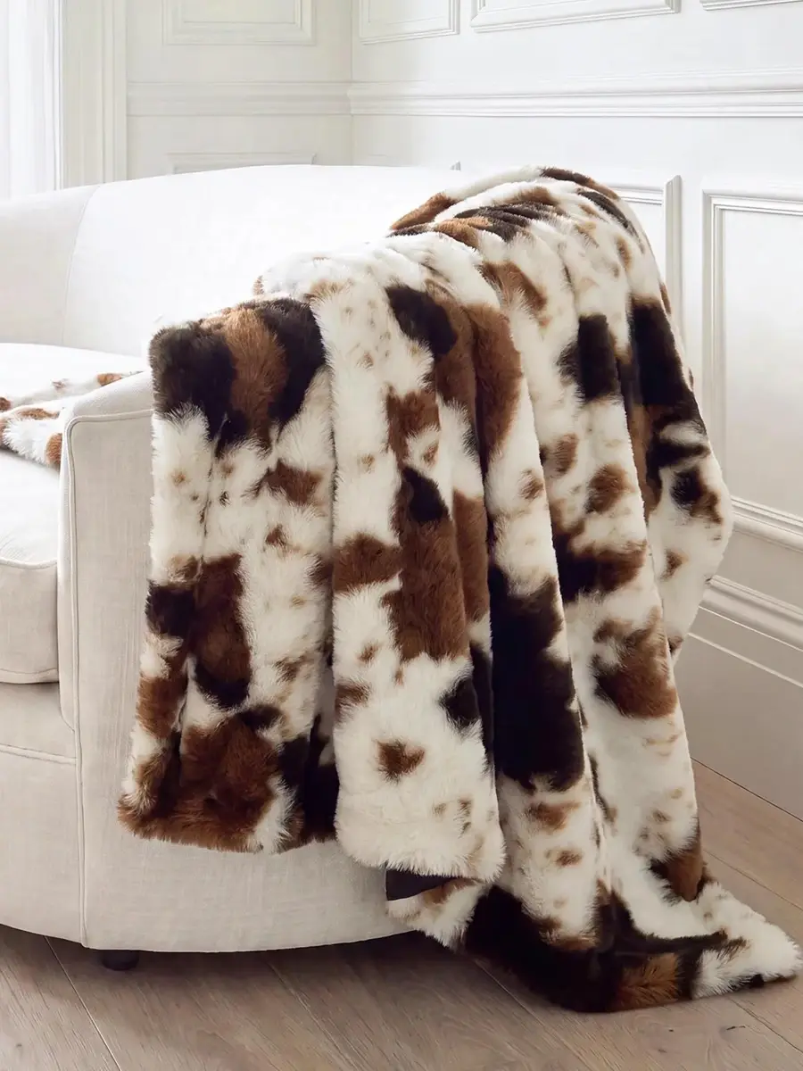 Gorski Cow-Print Faux-Fur Throw Blanket | Thumbnail 5 Gorski Cow-Print Faux-Fur Throw Blanket | Thumbnail 5