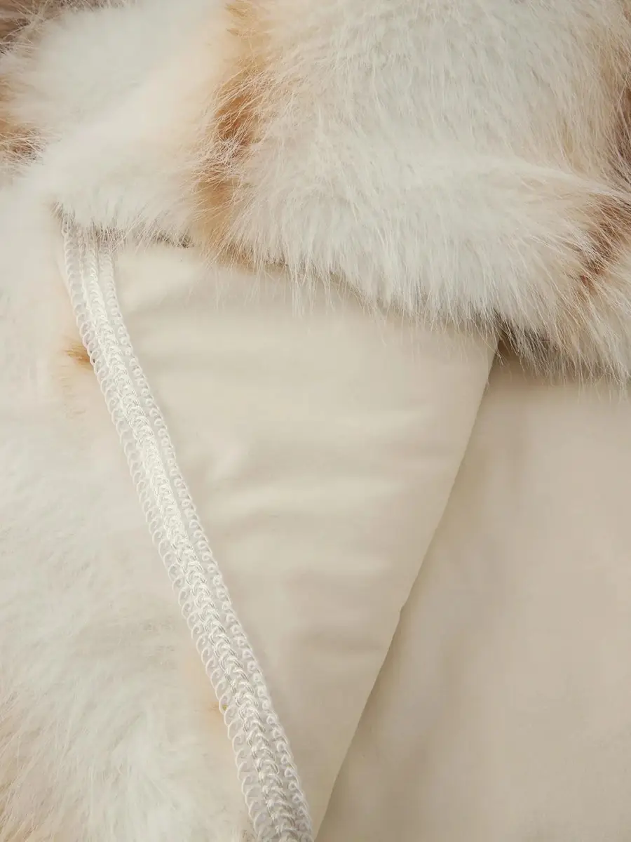 Gorski Fox-Print Faux-Fur Throw Blanket | Thumbnail 2 Gorski Fox-Print Faux-Fur Throw Blanket | Thumbnail 2