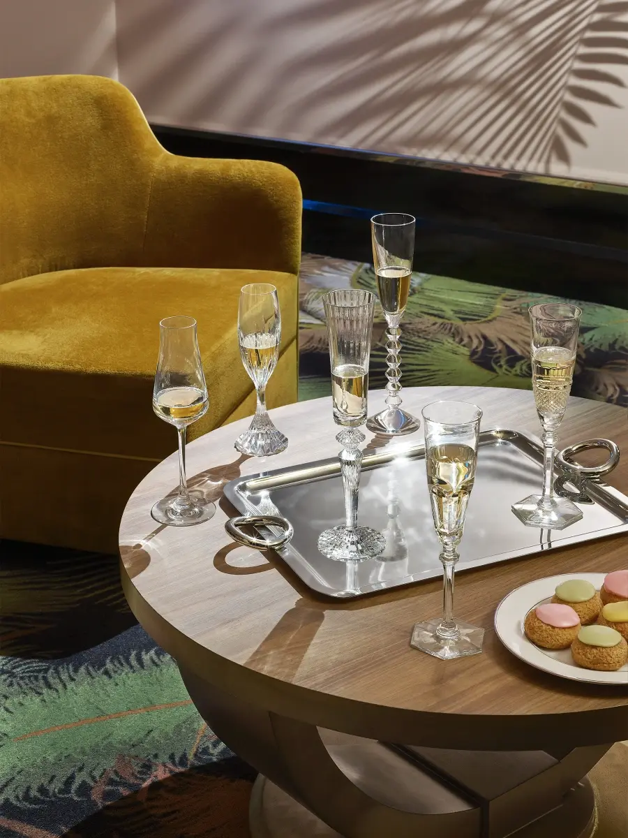 Baccarat Bubble Box Champagne Glass 6-Piece Set | Thumbnail 3