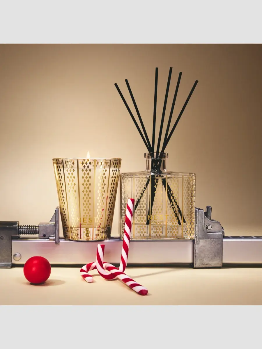 NEST New York Holiday Reed Diffuser | Thumbnail 3 NEST New York Holiday Reed Diffuser | Thumbnail 3
