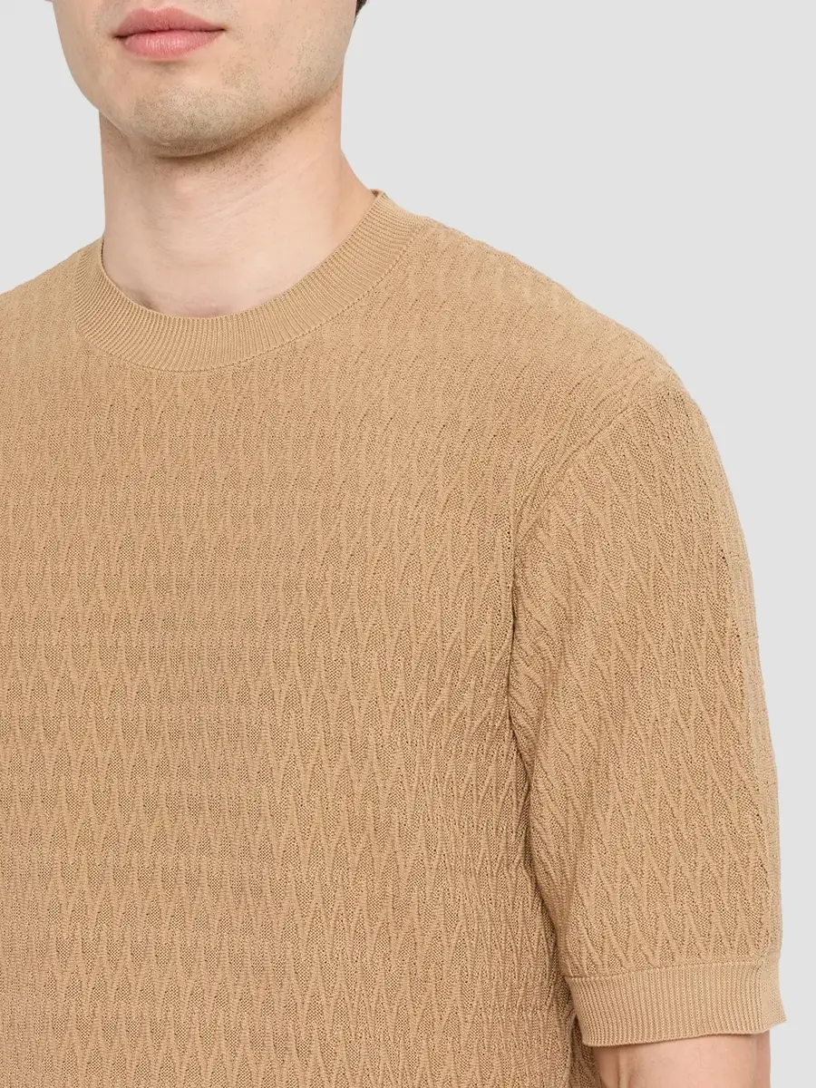 Emporio Armani Men's Tonal Wave Cotton Short-Sleeve Sweater | Thumbnail 5 Emporio Armani Men's Tonal Wave Cotton Short-Sleeve Sweater | Thumbnail 5