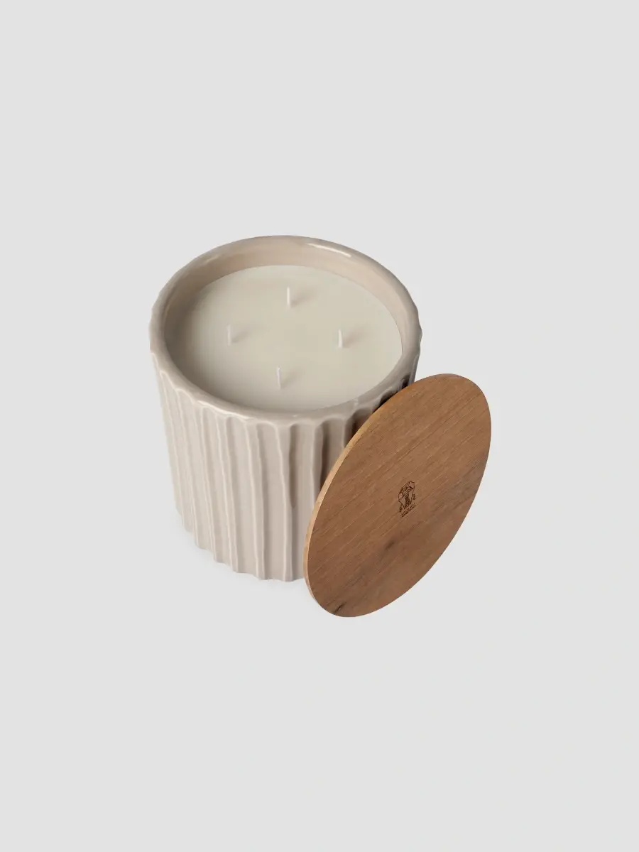 Brunello Cucinelli Large Scented Candle in Ridged Ceramic Vessel | Thumbnail 2 Brunello Cucinelli Large Scented Candle in Ridged Ceramic Vessel | Thumbnail 2