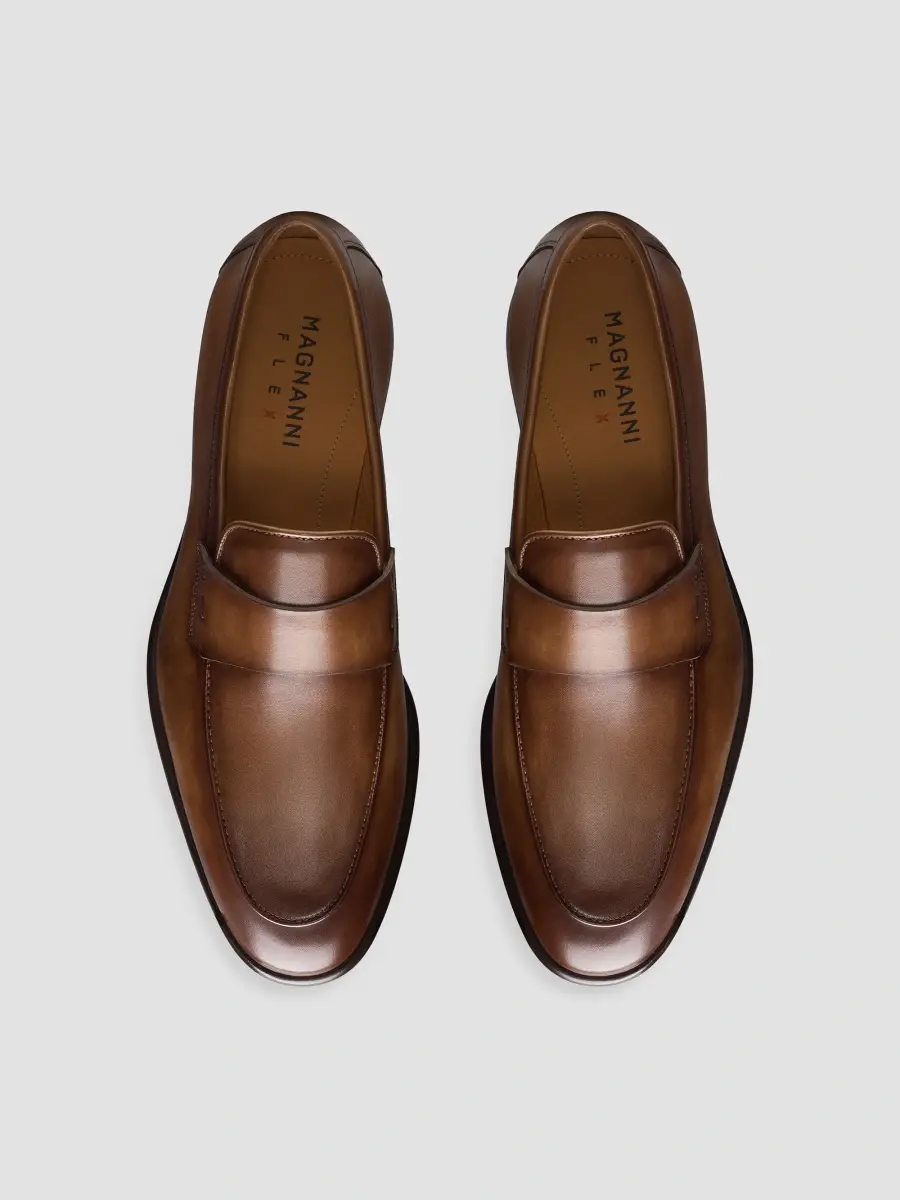 Magnanni Men's Duerro Leather Loafers | Thumbnail 3 Magnanni Men's Duerro Leather Loafers | Thumbnail 3