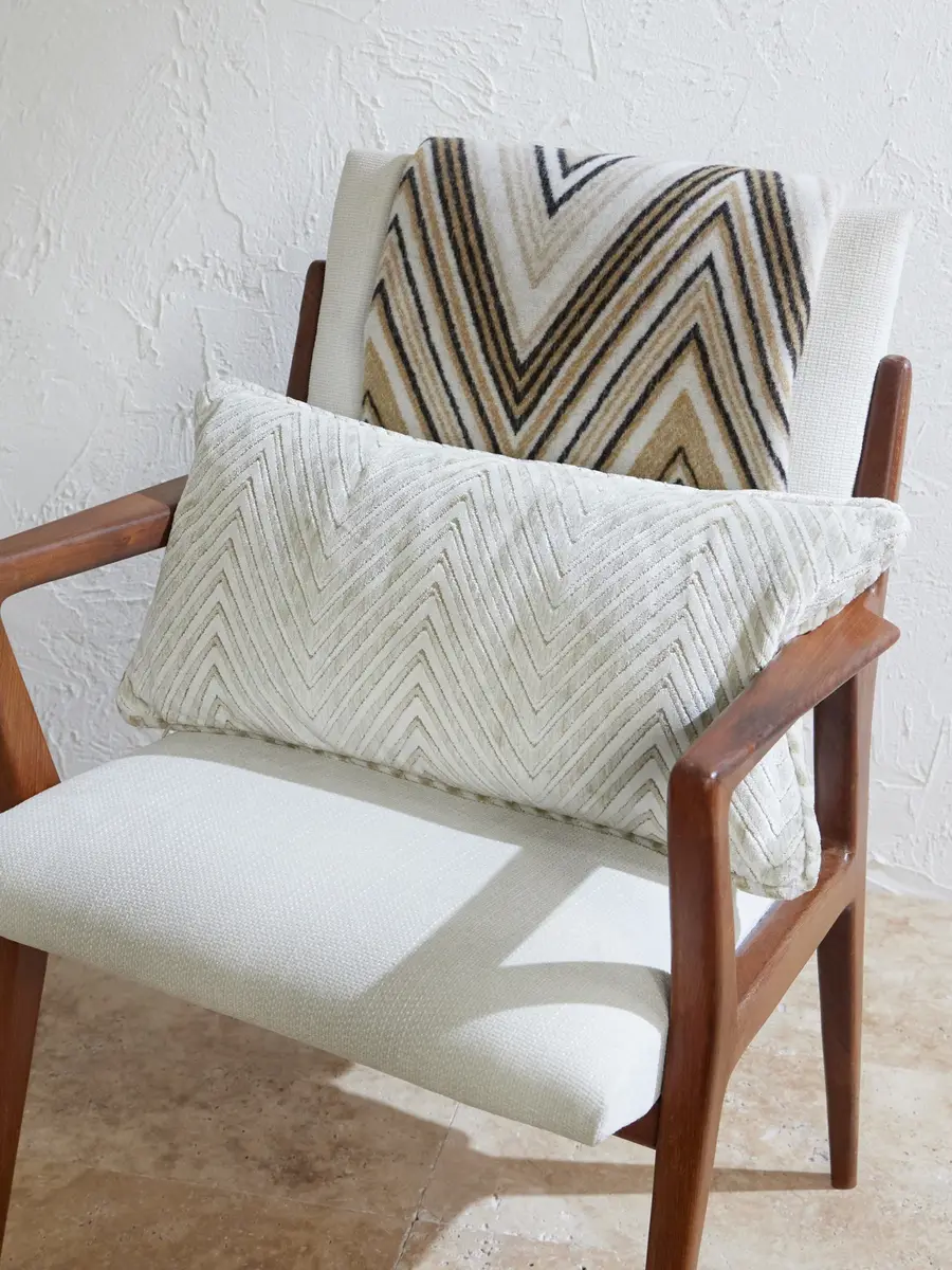 Missoni Home Ziggy Striped Velvet Cushion - Men | Thumbnail 2 Missoni Home Ziggy Striped Velvet Cushion - Men | Thumbnail 2