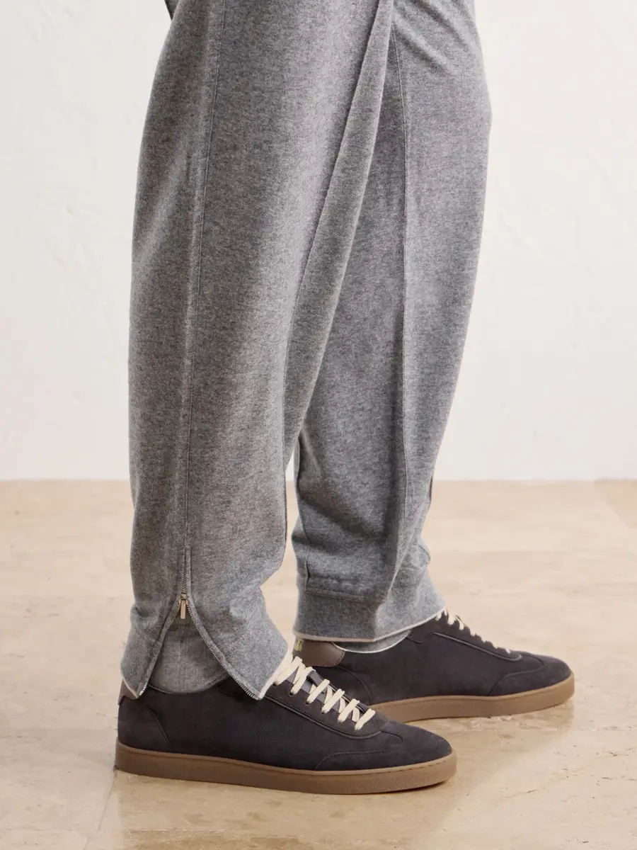 Brunello Cucinelli Tapered Pleated Cashmere Sweatpants - Men | Thumbnail 6 Brunello Cucinelli Tapered Pleated Cashmere Sweatpants - Men | Thumbnail 6