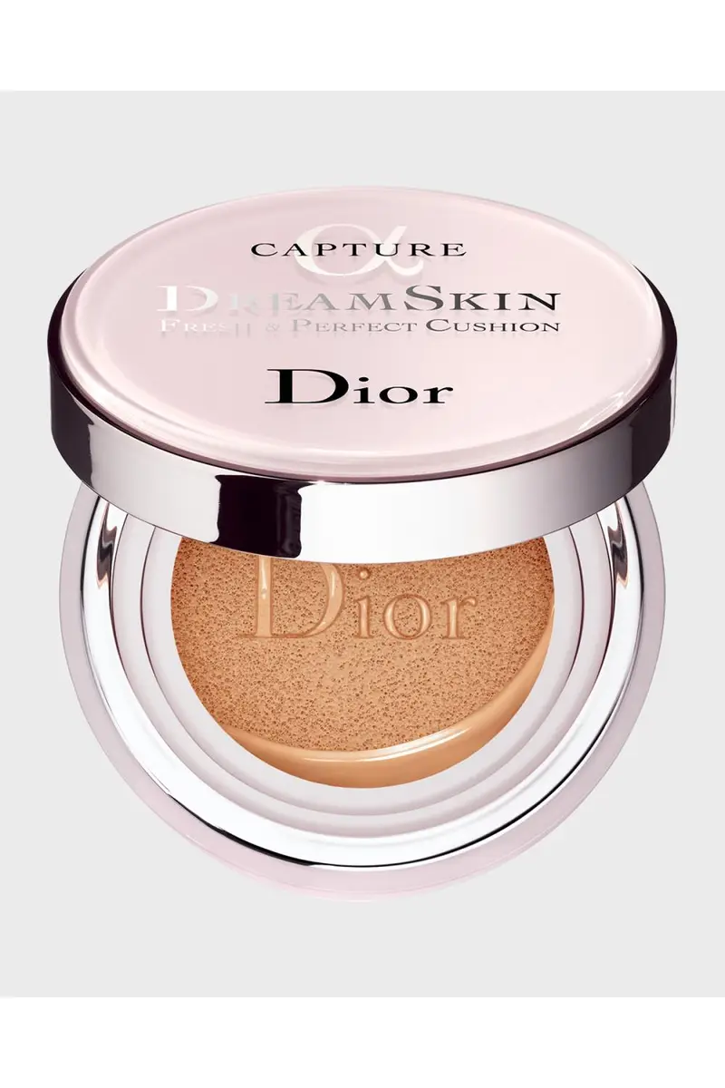 Dior Capture Totale Dreamskin Fresh & Perfect Cushion Foundation SPF 50 | Thumbnail 3 Dior Capture Totale Dreamskin Fresh & Perfect Cushion Foundation SPF 50 | Thumbnail 3