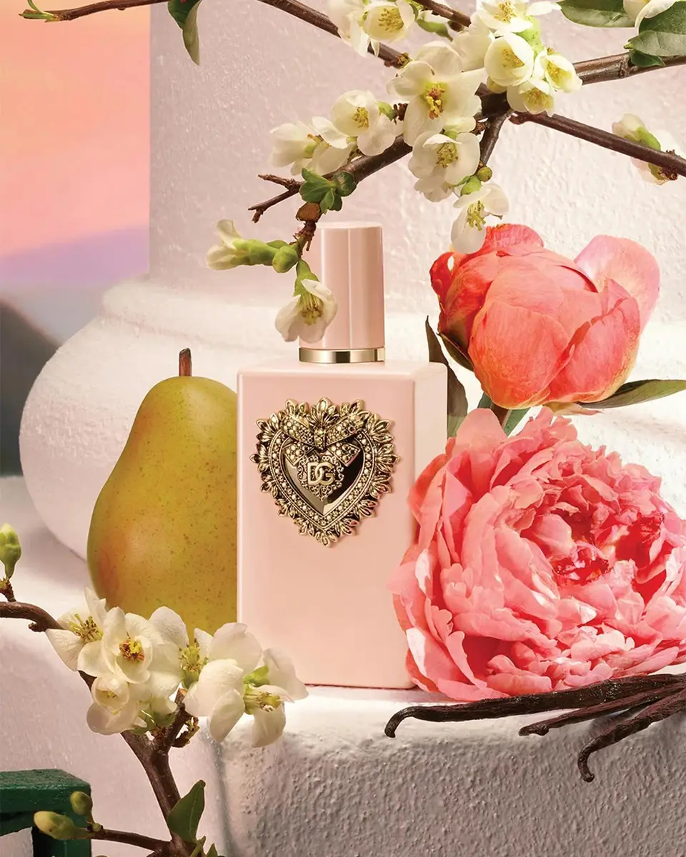 Dolce & Gabbana Beauty My Devotion Eau de Parfum Intense | Thumbnail 4 Dolce & Gabbana Beauty My Devotion Eau de Parfum Intense | Thumbnail 4