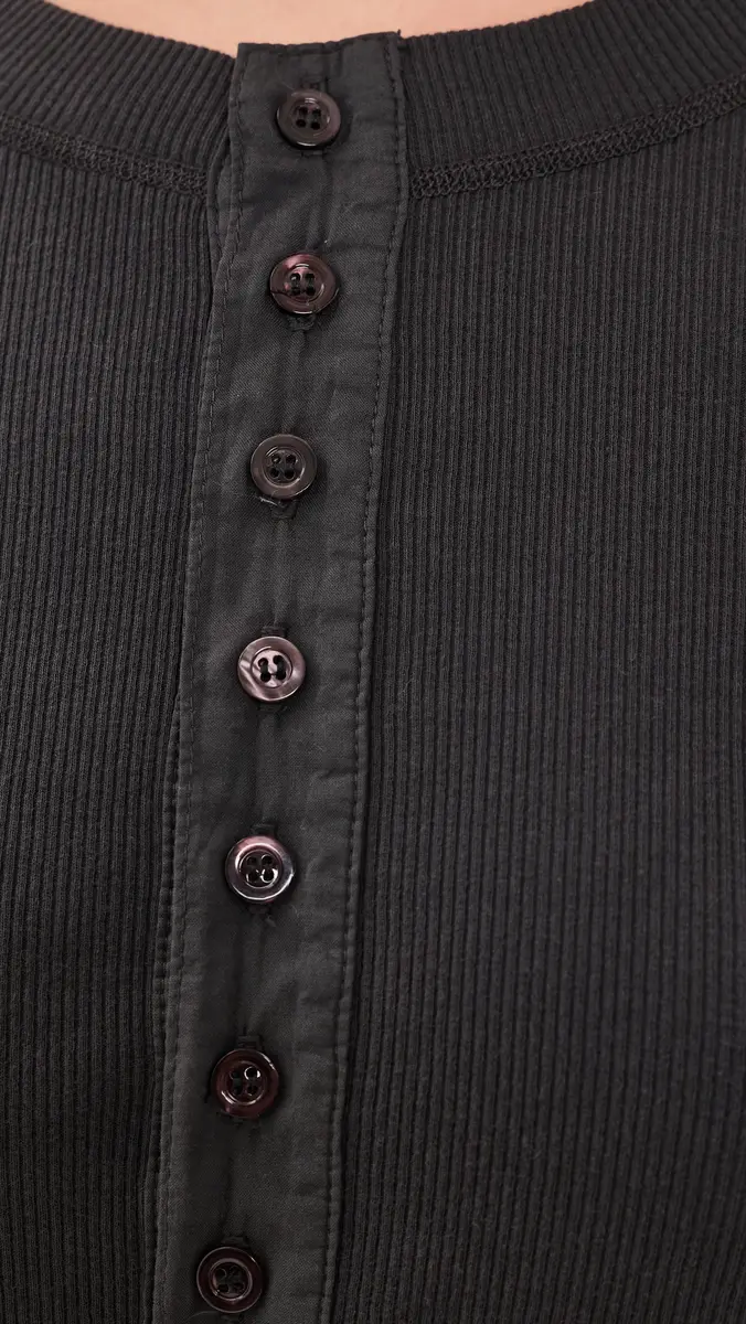 AMO Calla Henley Tee | Thumbnail 6