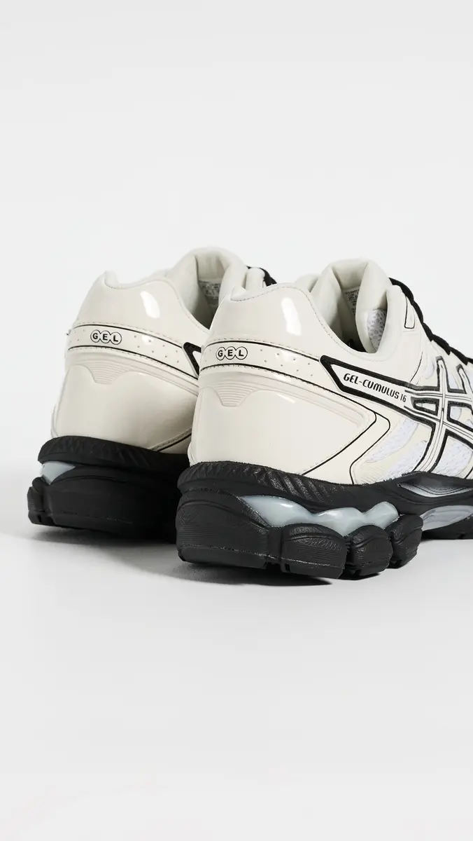 Asics Gel-Cumulus 16 Sneakers | Thumbnail 4