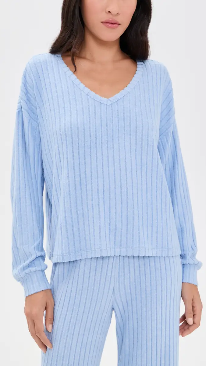 Z Supply Daydreamer V-Neck Top | Thumbnail 2 Z Supply Daydreamer V-Neck Top | Thumbnail 2