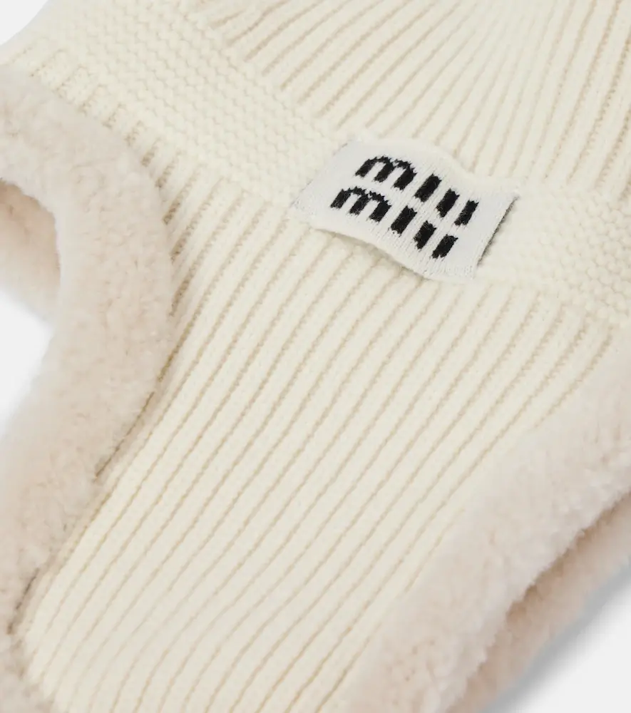 Miu Miu Shearling-trimmed wool and cashmere hat | Thumbnail 2