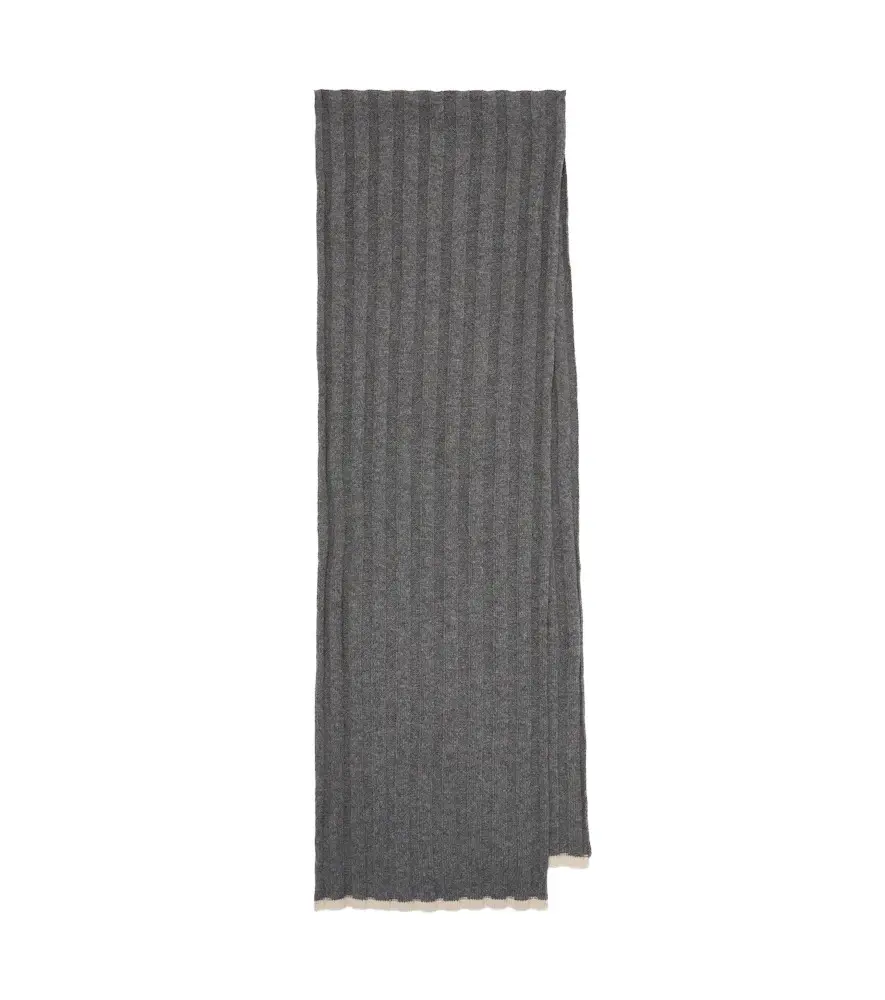 Brunello Cucinelli Cashmere scarf