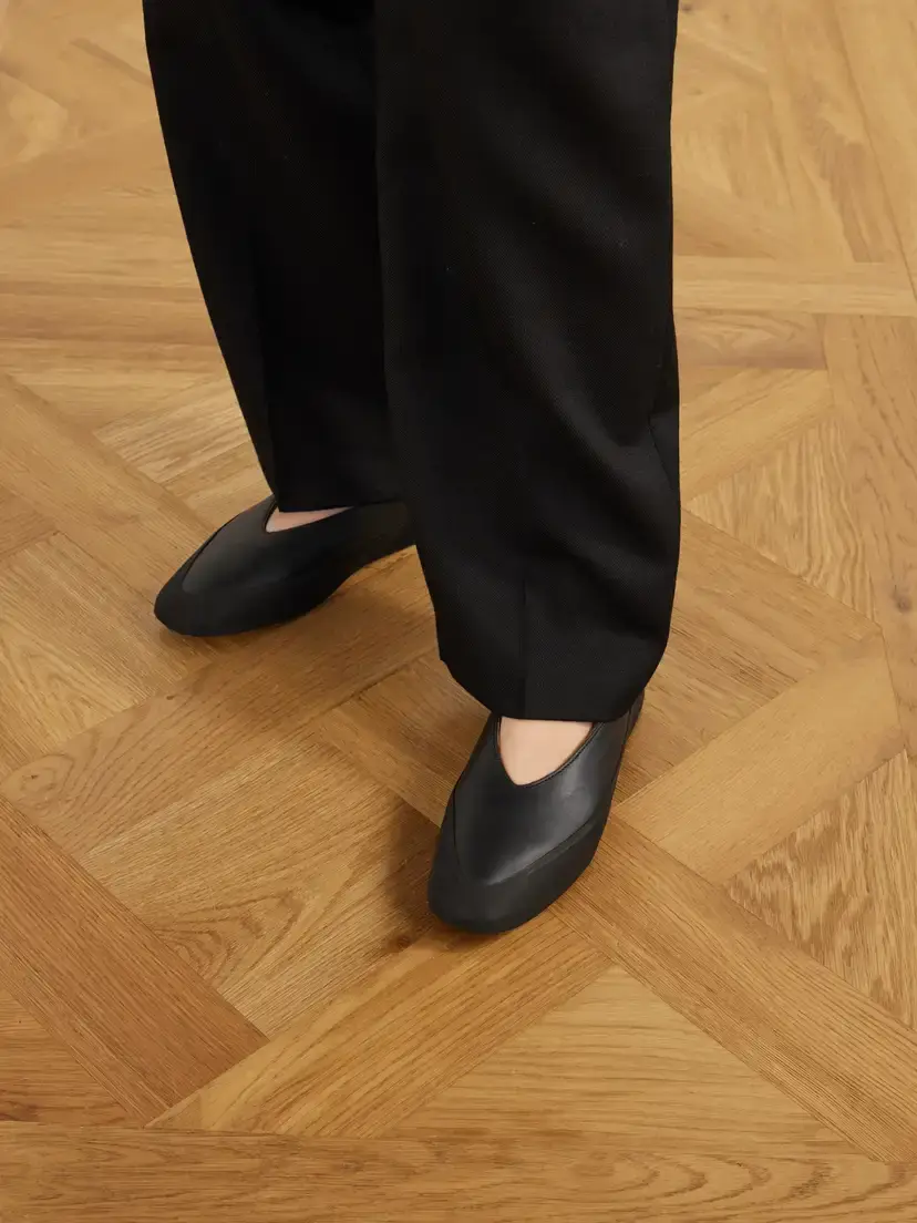 Le Monde Béryl Apres Ski Rubber-trimmed Leather Ballet Flats | Thumbnail 2 Le Monde Béryl Apres Ski Rubber-trimmed Leather Ballet Flats | Thumbnail 2