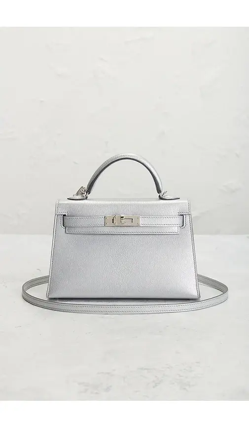 HERMÈS Chevre Kelly 20 Handbag | Thumbnail 2 HERMÈS Chevre Kelly 20 Handbag | Thumbnail 2