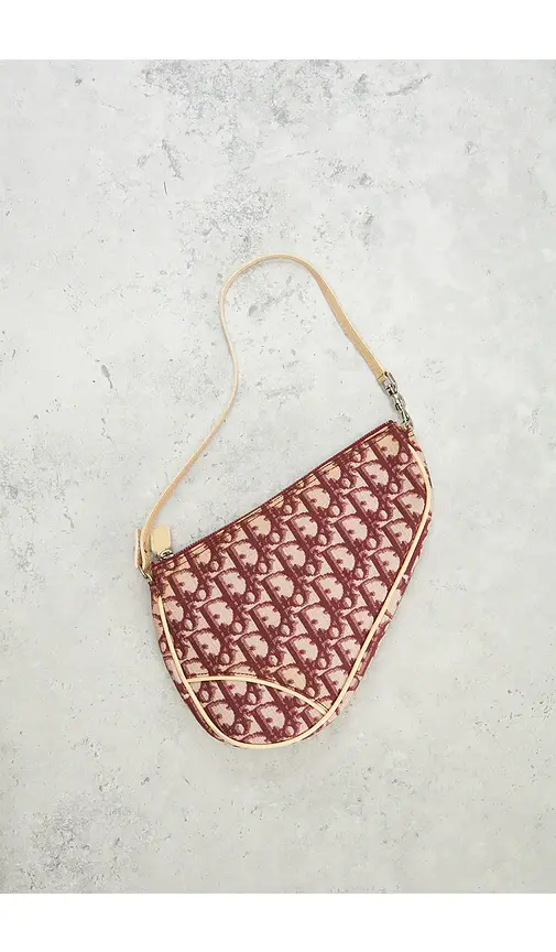 Dior Diorissimo Pochette Saddle Bag | Thumbnail 2 Dior Diorissimo Pochette Saddle Bag | Thumbnail 2