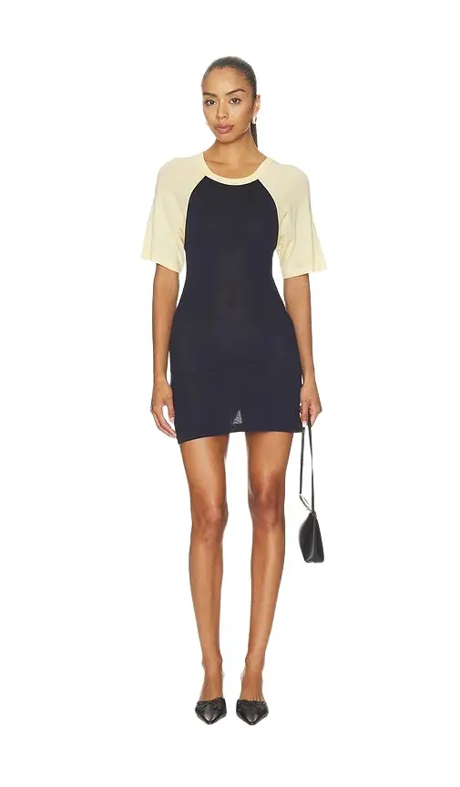 Off-season Knitted Raglan Mini Dress Off-season Knitted Raglan Mini Dress