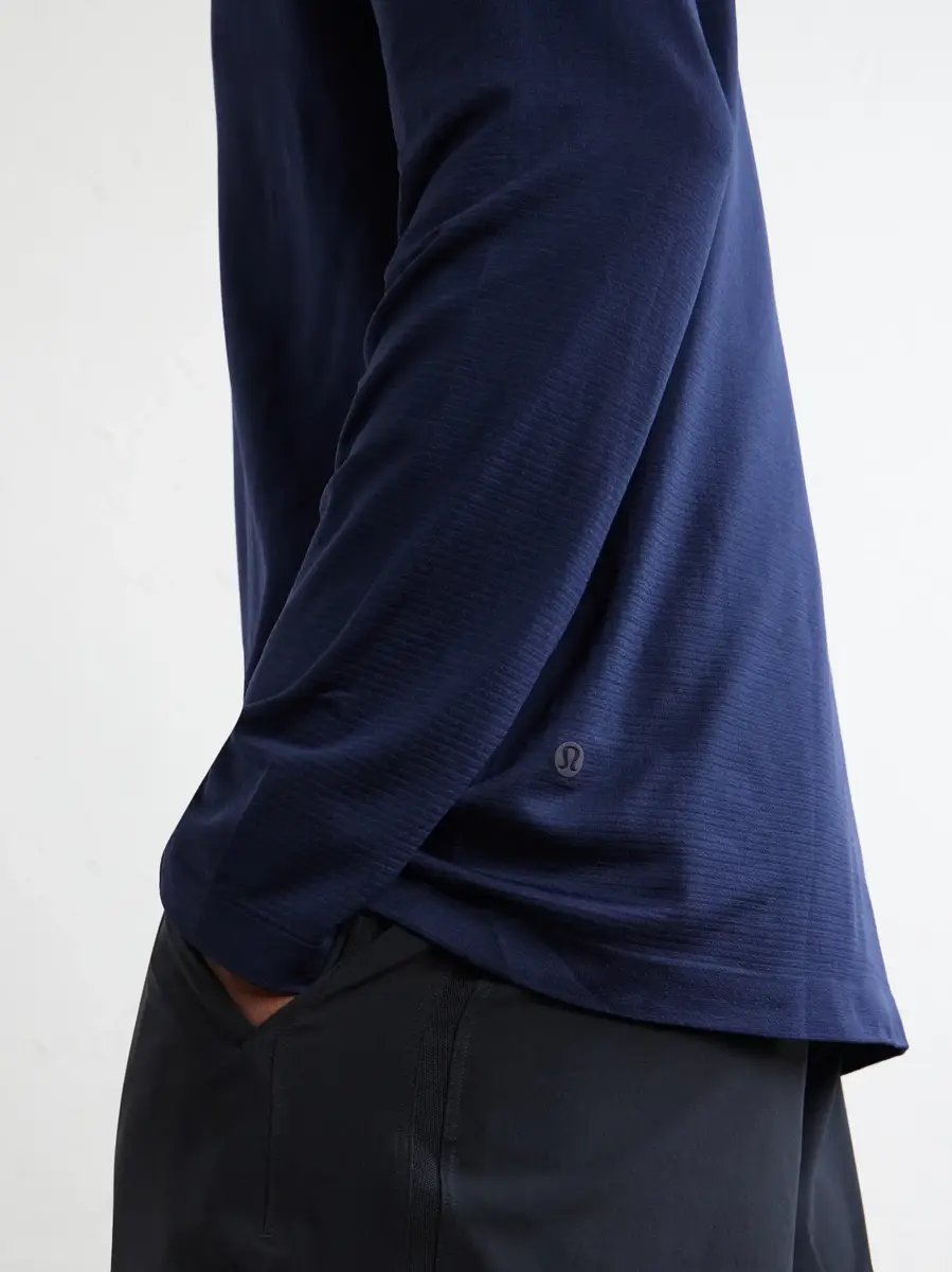 lululemon Metal Vent Tech 2.5 Stretch-Mesh Running Top | Thumbnail 5 lululemon Metal Vent Tech 2.5 Stretch-Mesh Running Top | Thumbnail 5