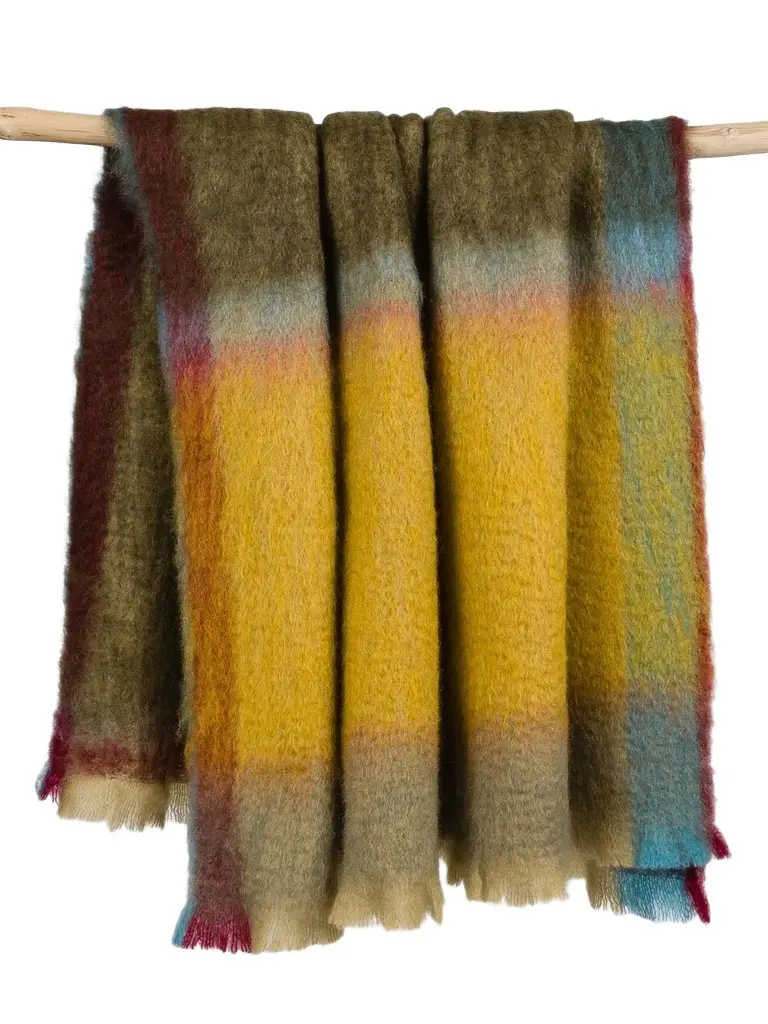 Mantas Ezcaray Rozco Mohair-Blend Throw Blanket