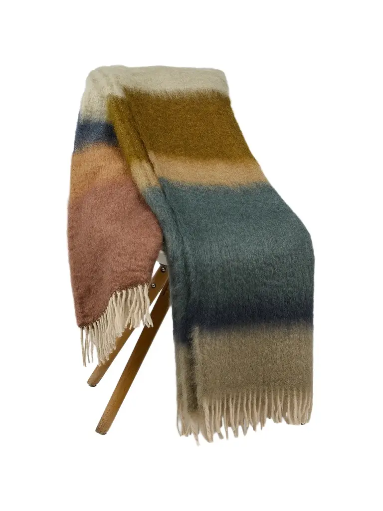 Mantas Ezcaray Matisse Mohair-Blend Throw Blanket