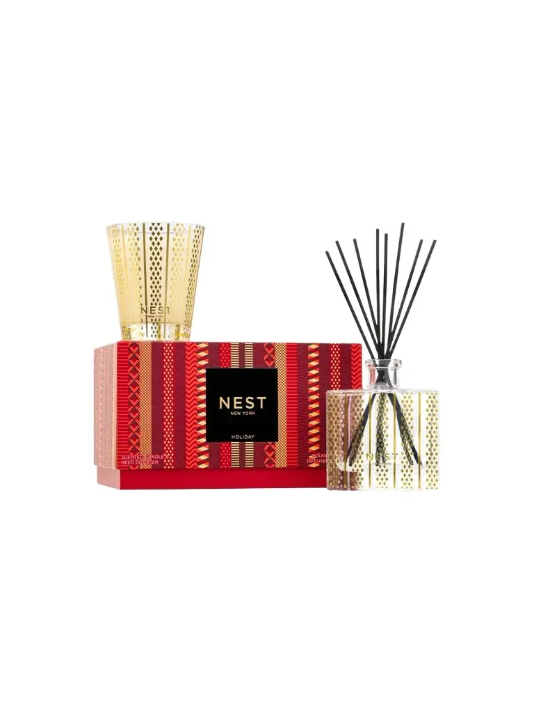 Holiday Classic Scented Candle & Reed Diffuser 2-Piece Gift Set Holiday Classic Scented Candle & Reed Diffuser 2-Piece Gift Set