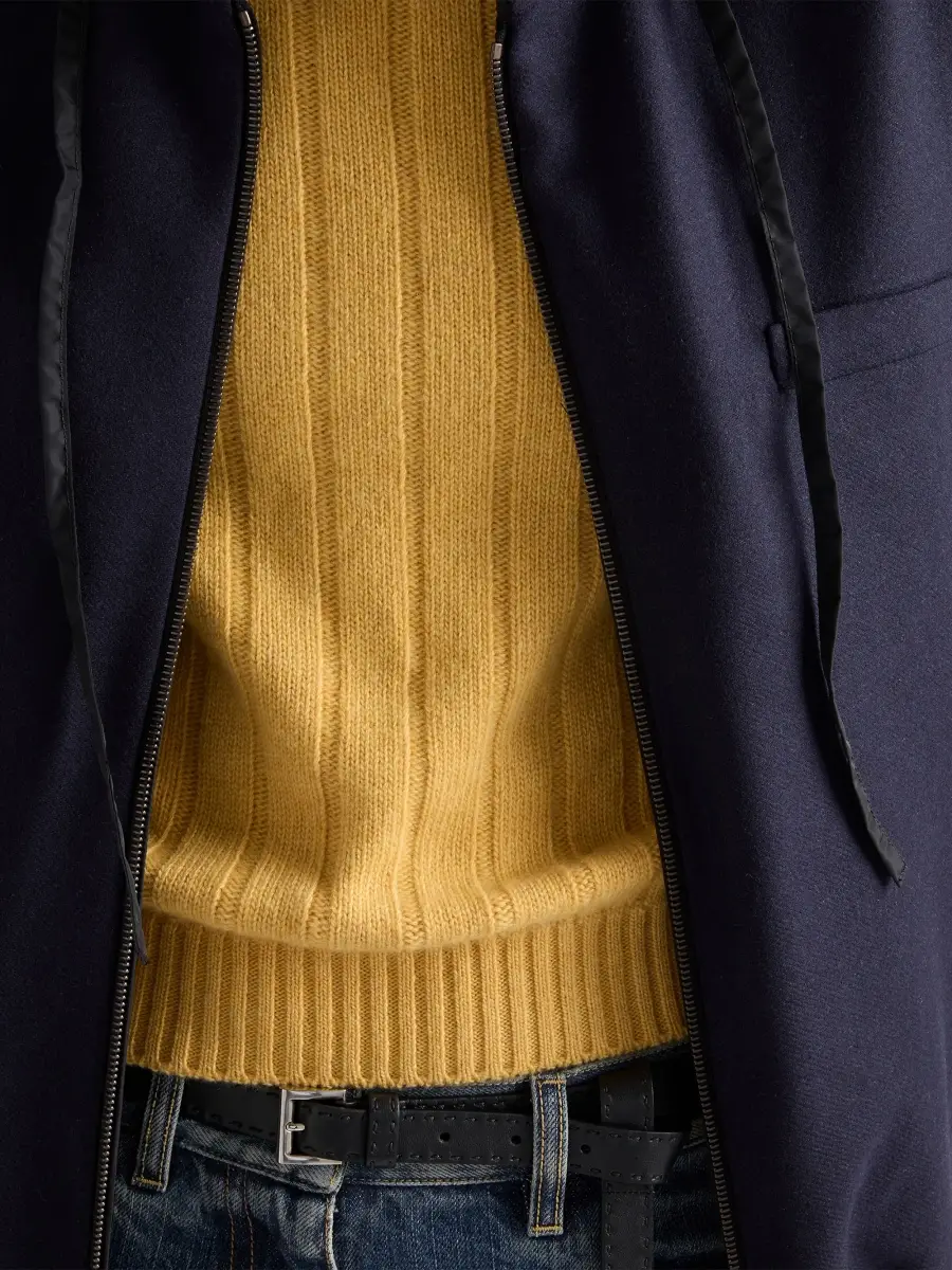 Prada Women's Cashmere Crew-Neck Sweater | Thumbnail 6 Prada Women's Cashmere Crew-Neck Sweater | Thumbnail 6