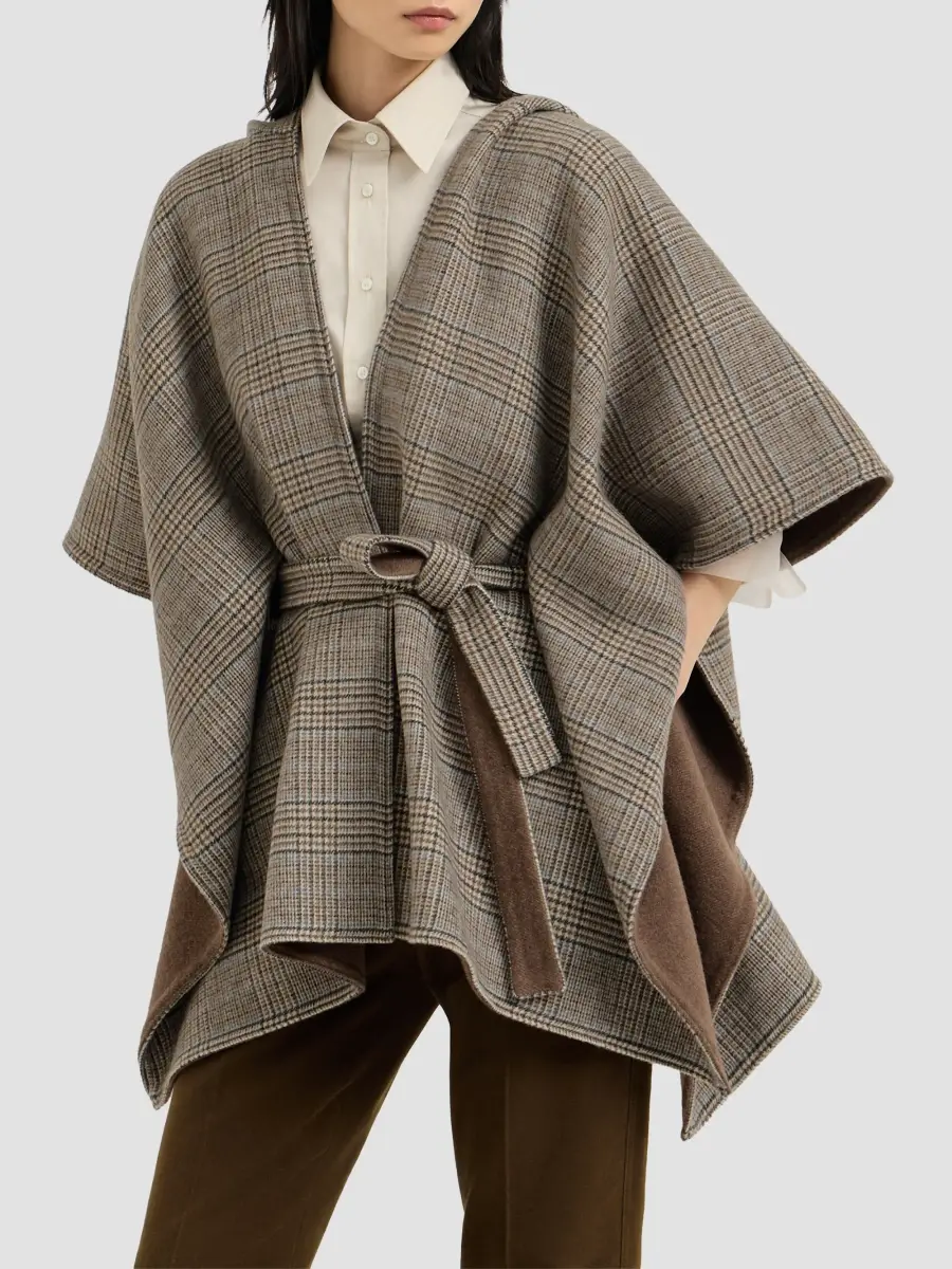 Brunello Cucinelli Women's Hand-Crafted Reversible Hooded Poncho in Cashmere Prince of Wales Double Cloth | Thumbnail 3 Brunello Cucinelli Women's Hand-Crafted Reversible Hooded Poncho in Cashmere Prince of Wales Double Cloth | Thumbnail 3