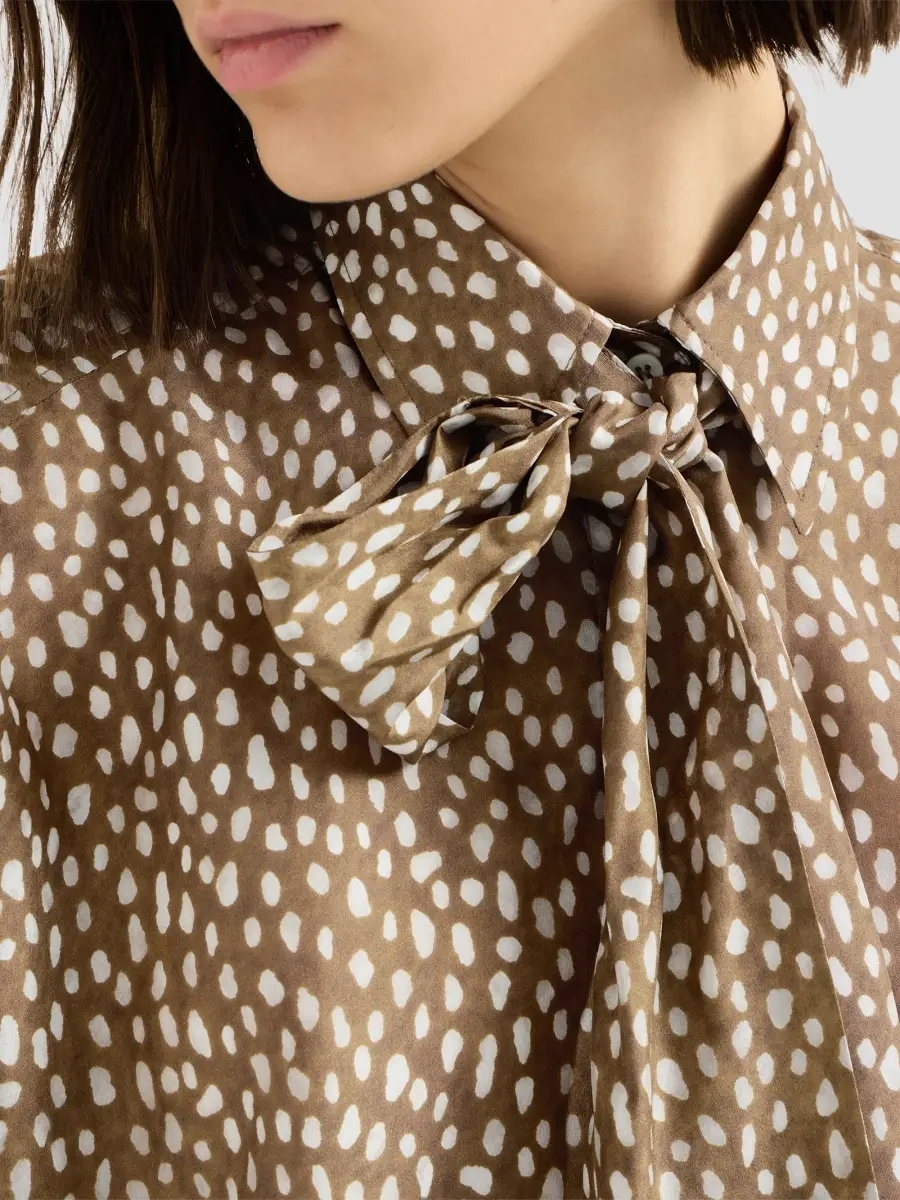 Brunello Cucinelli Women's Silk Dapple Pongee Pussybow Blouse with Monili - Dattero | Thumbnail 6
