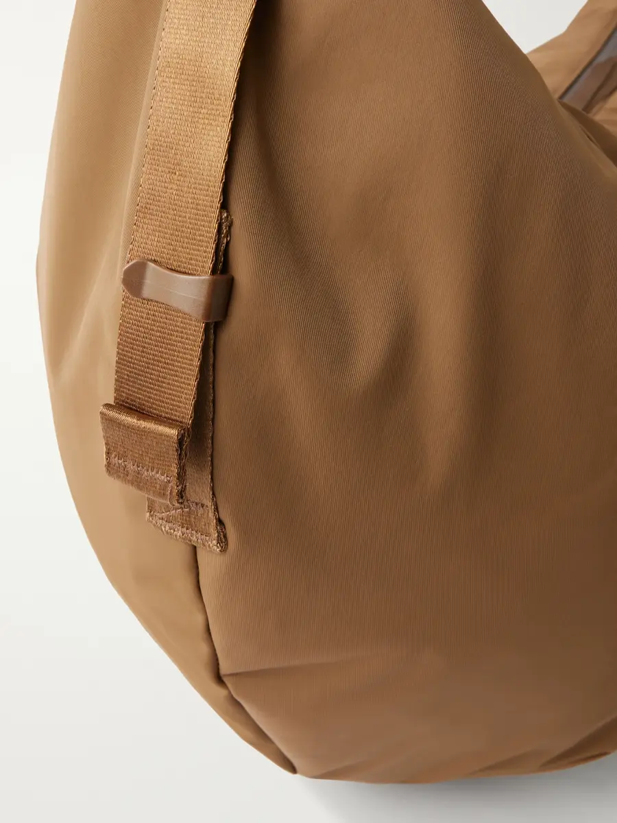 Graphpaper Blankof Shell Messenger Bag - Men | Thumbnail 5 Graphpaper Blankof Shell Messenger Bag - Men | Thumbnail 5