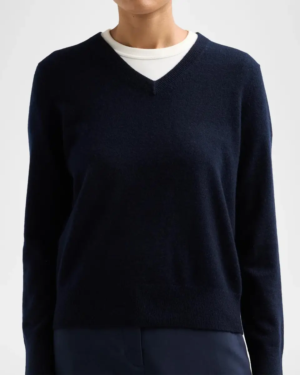 Vince V-Neck Cashmere Sweater | Thumbnail 5 Vince V-Neck Cashmere Sweater | Thumbnail 5