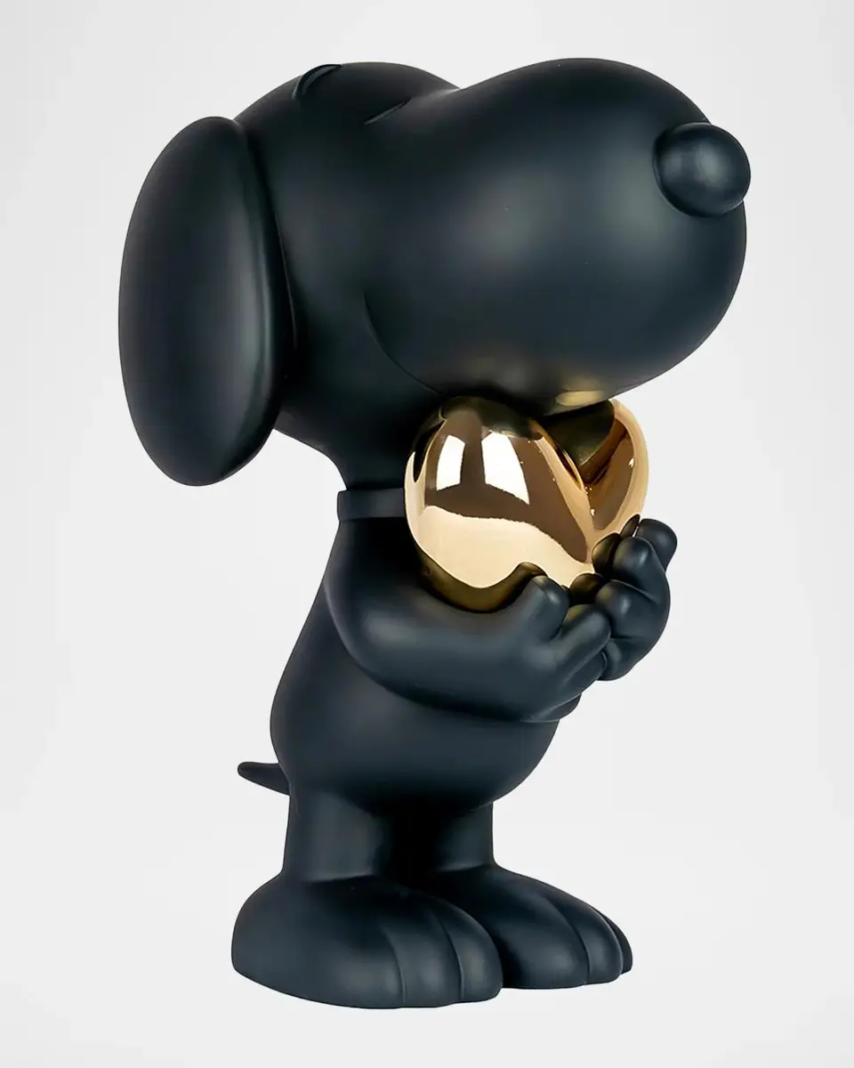 LEBLON DELIENNE Snoopy Heart Small Figurine | Thumbnail 2 LEBLON DELIENNE Snoopy Heart Small Figurine | Thumbnail 2