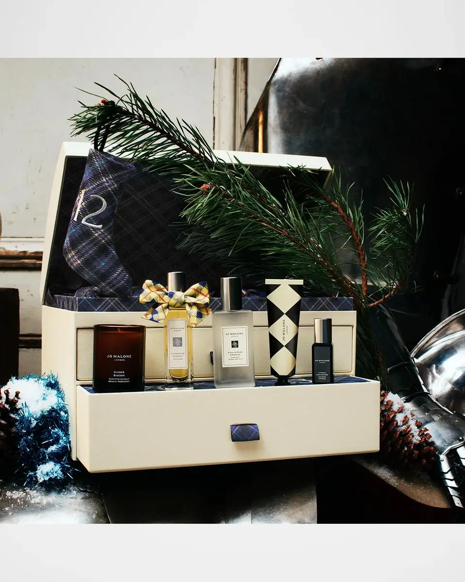Jo Malone London 25-Day Luxury Advent Calendar | Thumbnail 3 Jo Malone London 25-Day Luxury Advent Calendar | Thumbnail 3