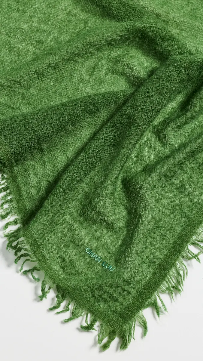 CHAN LUU Cashmere Bandana | Thumbnail 5 CHAN LUU Cashmere Bandana | Thumbnail 5
