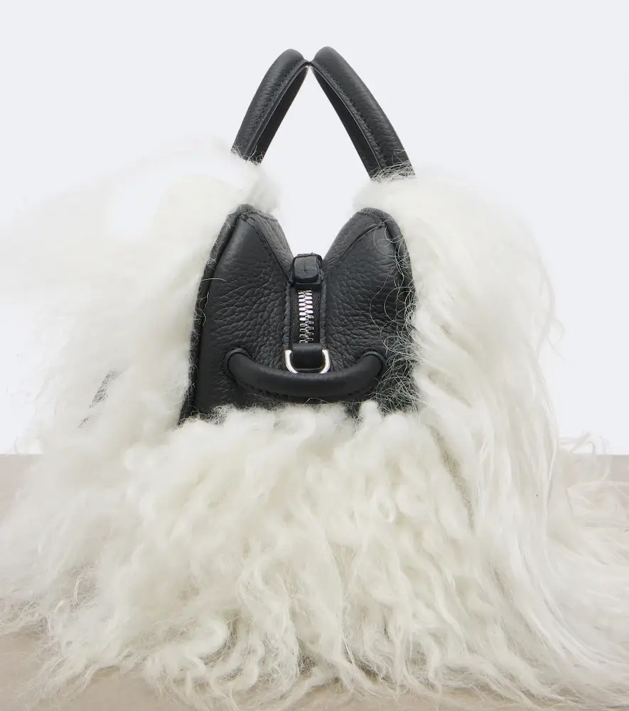 Jacquemus Turismo Small shearling bowling bag | Thumbnail 3 Jacquemus Turismo Small shearling bowling bag | Thumbnail 3