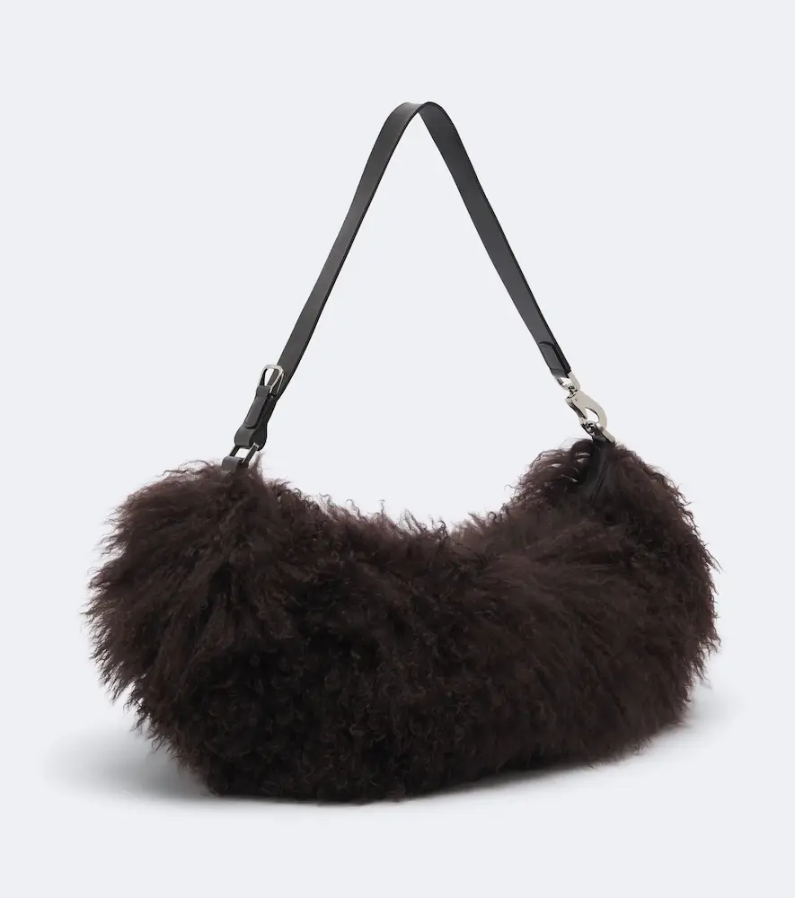 Lemaire Quiver Clip shearling shoulder bag | Thumbnail 2 Lemaire Quiver Clip shearling shoulder bag | Thumbnail 2