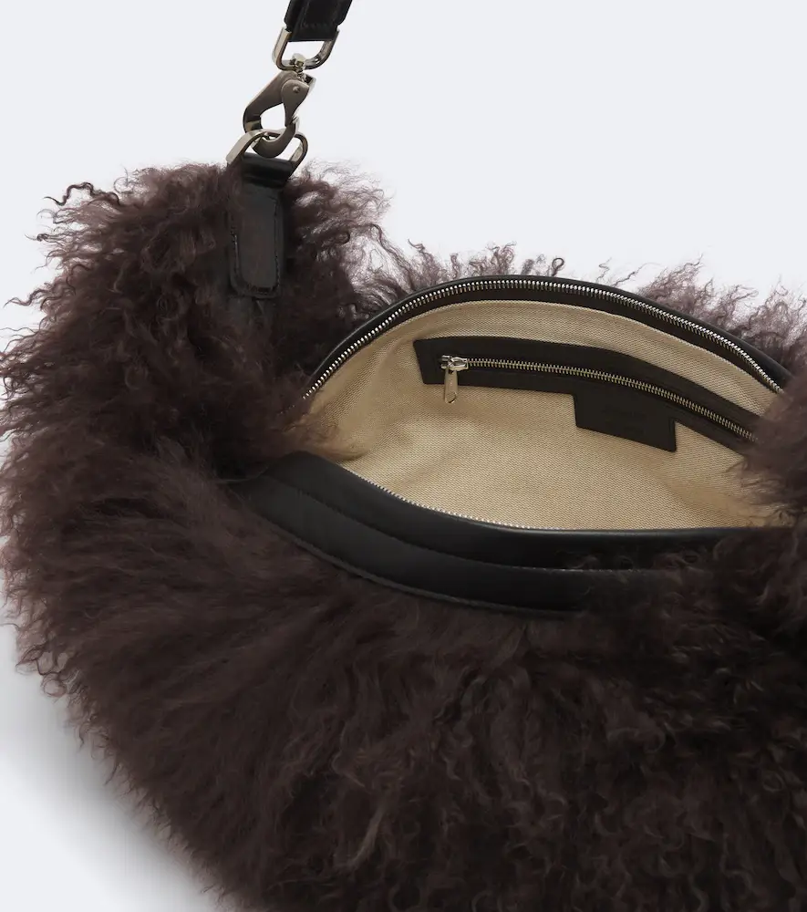 Lemaire Quiver Clip shearling shoulder bag | Thumbnail 3 Lemaire Quiver Clip shearling shoulder bag | Thumbnail 3