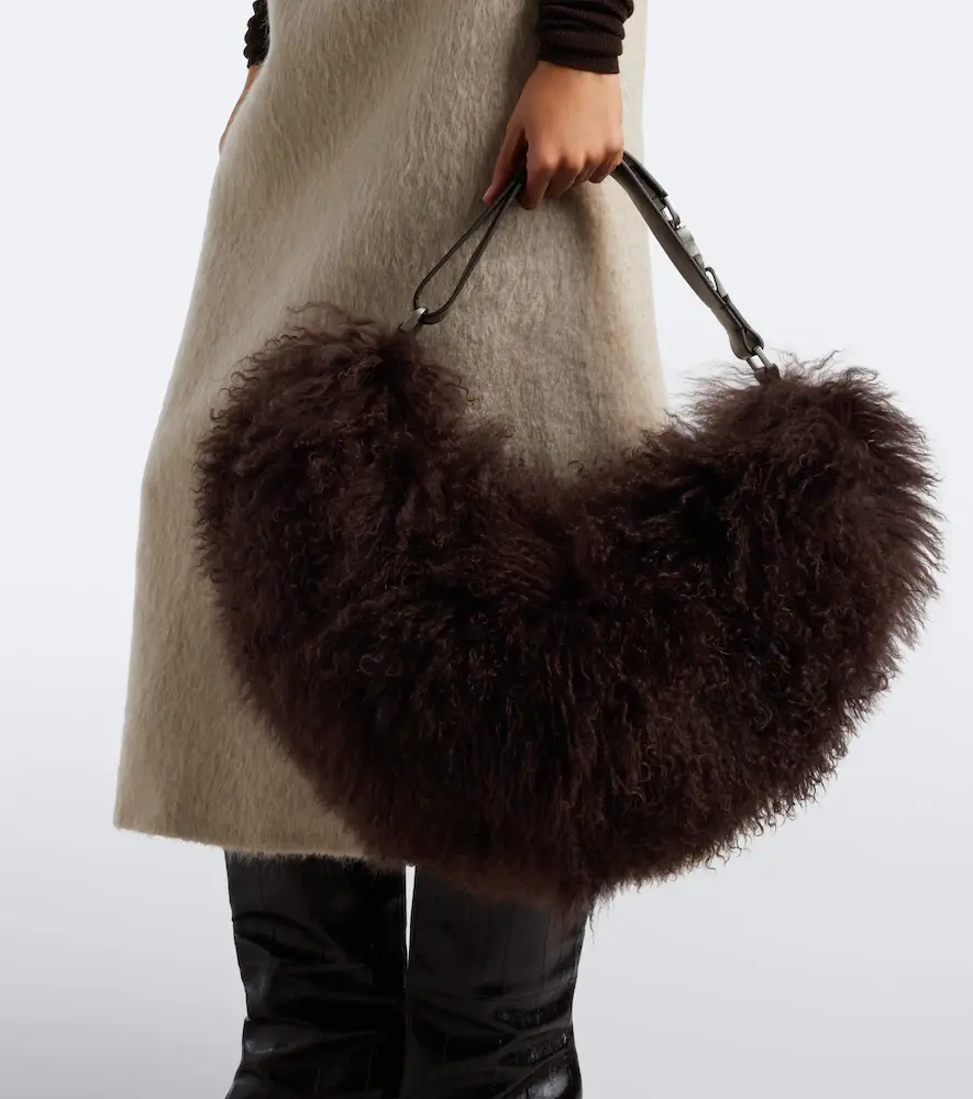 Lemaire Quiver Clip shearling shoulder bag | Thumbnail 5 Lemaire Quiver Clip shearling shoulder bag | Thumbnail 5