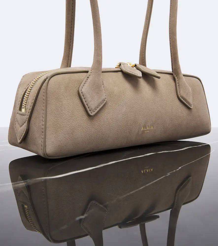 Alaïa Alaïa Le Teckel Small leather shoulder bag | Thumbnail 2 Alaïa Alaïa Le Teckel Small leather shoulder bag | Thumbnail 2
