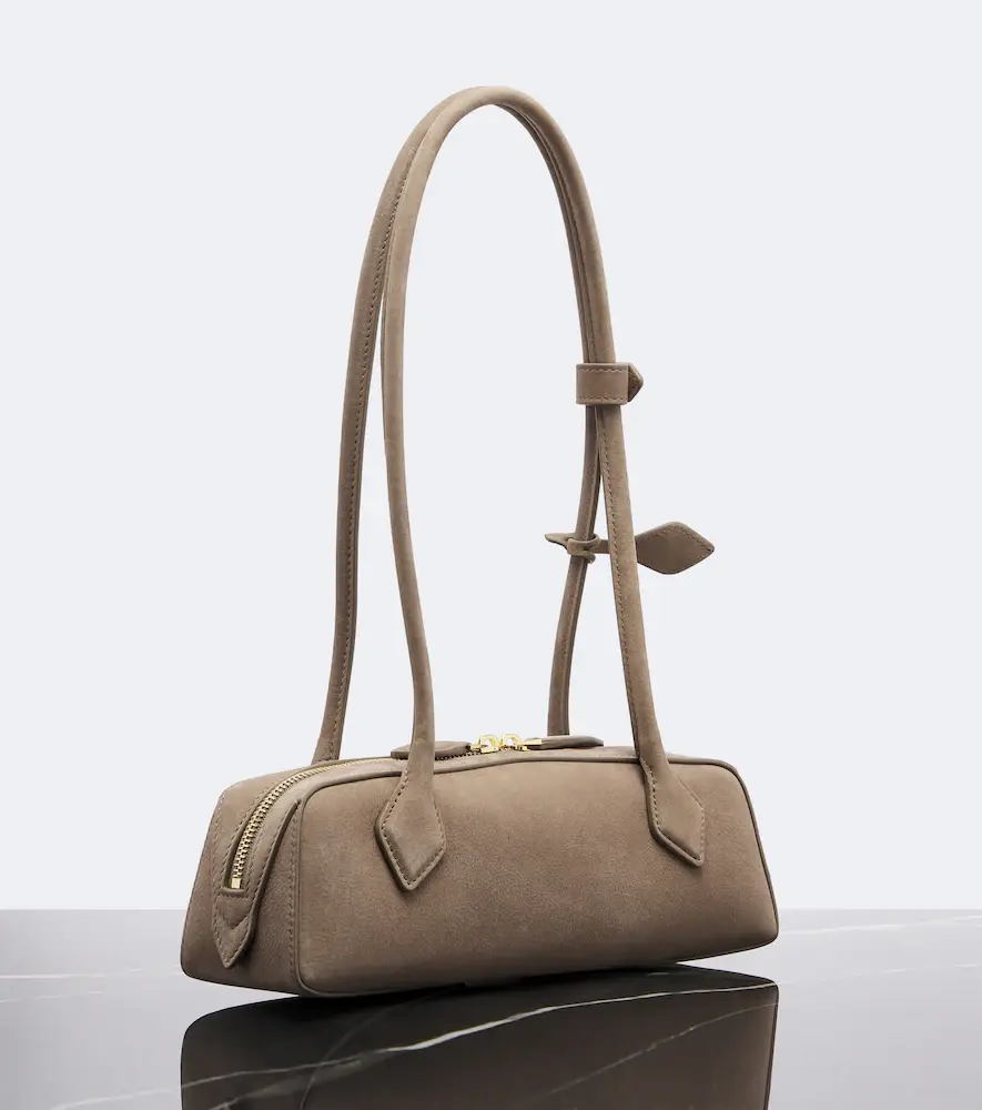 Alaïa Alaïa Le Teckel Small leather shoulder bag | Thumbnail 4 Alaïa Alaïa Le Teckel Small leather shoulder bag | Thumbnail 4