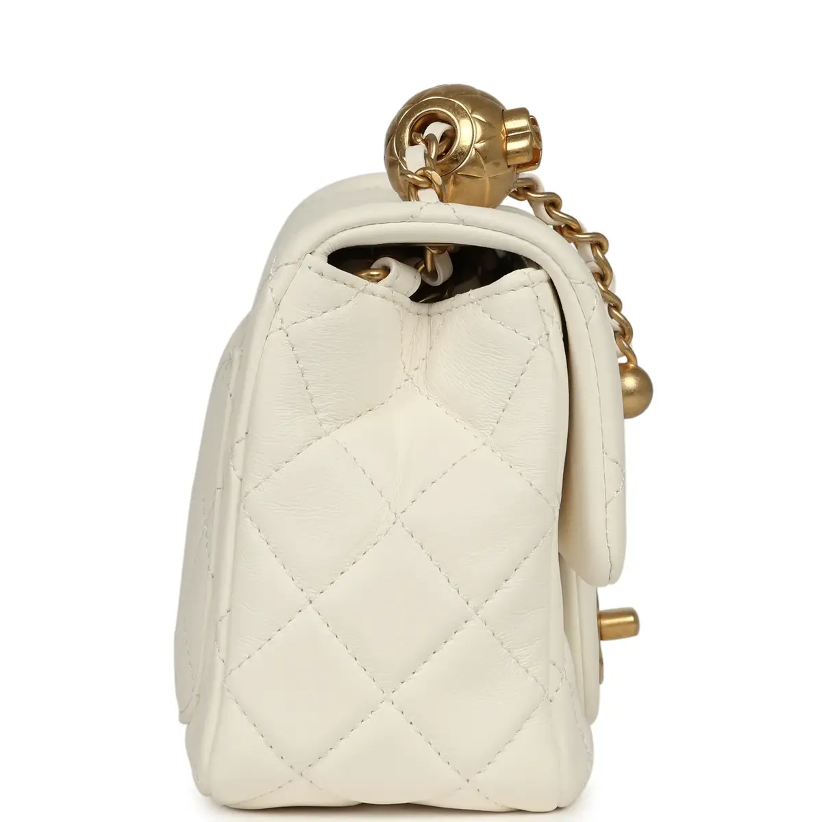 Chanel Chanel Mini Square Pearl Crush Flap Bag White Lambskin Antique Gold Hardware | Thumbnail 3 Chanel Chanel Mini Square Pearl Crush Flap Bag White Lambskin Antique Gold Hardware | Thumbnail 3
