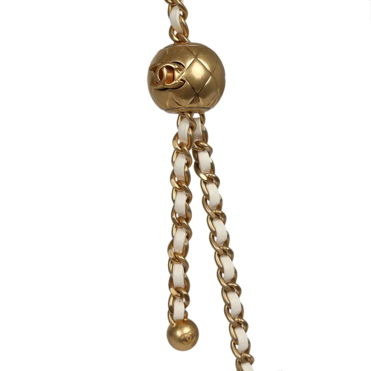 Chanel Chanel Mini Square Pearl Crush Flap Bag White Lambskin Antique Gold Hardware | Thumbnail 8 Chanel Chanel Mini Square Pearl Crush Flap Bag White Lambskin Antique Gold Hardware | Thumbnail 8