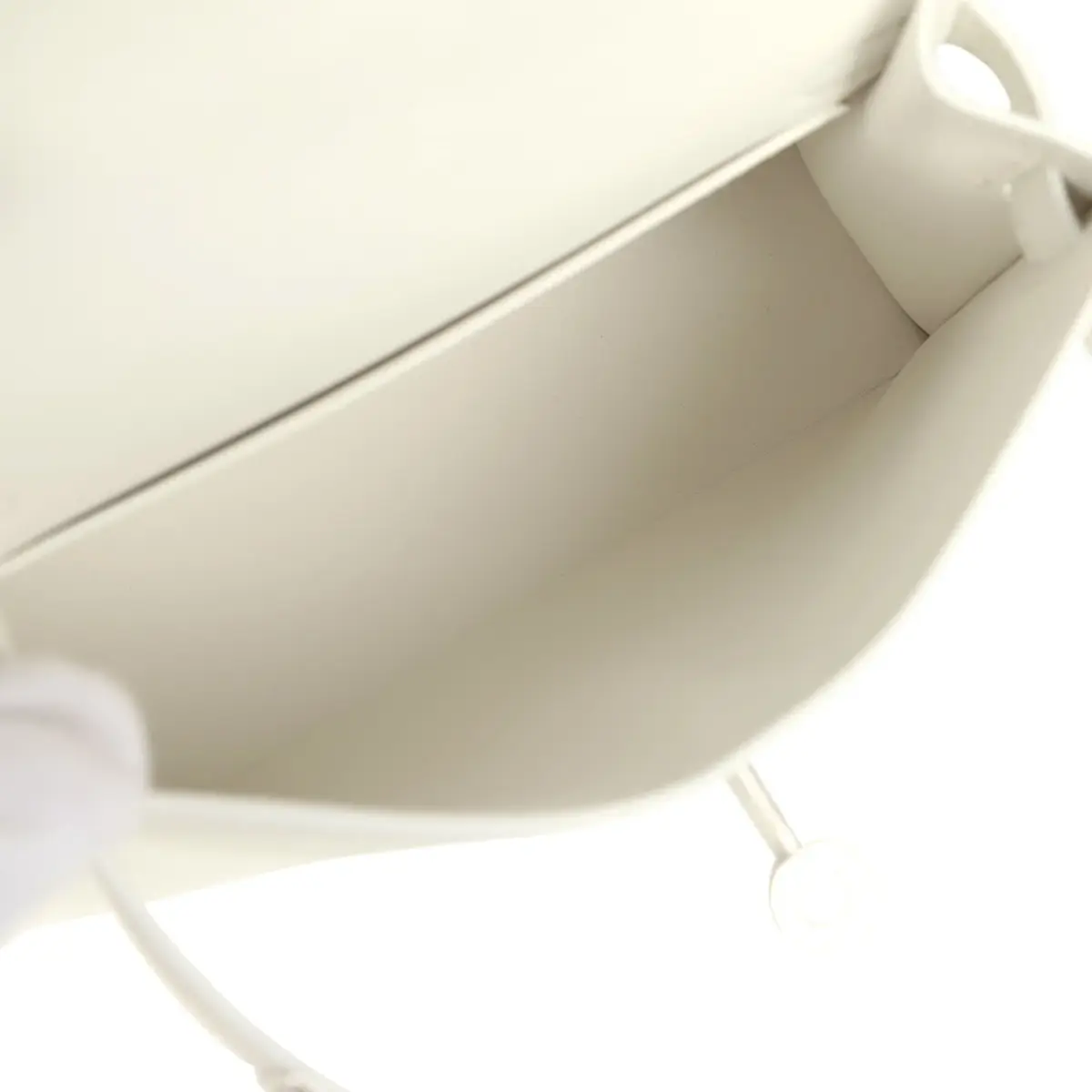 HERMÈS Hermes Kelly Sellier 20 New White Epsom Palladium Hardware | Thumbnail 8 HERMÈS Hermes Kelly Sellier 20 New White Epsom Palladium Hardware | Thumbnail 8